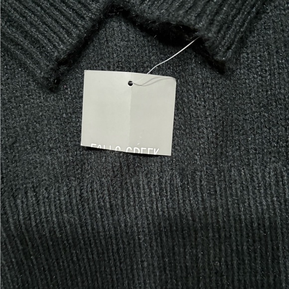 Falls Creek Black Lace-Up Men's Crewneck Sweater - Picture 2 of 5